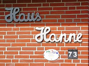 Logo85